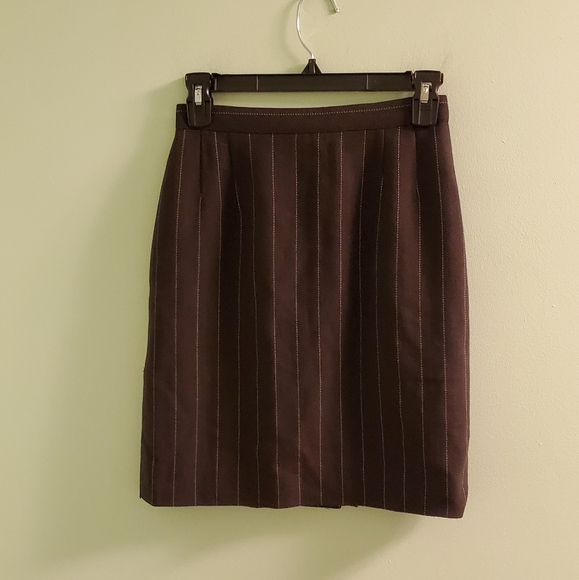 Giorgio Armani Le Collezioni 90s Chocolate Brown Pinstriped Wool Skirt Size 40/6
